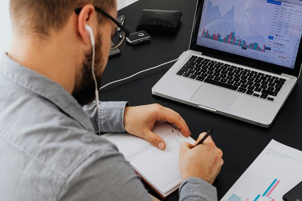 How Does Advances in UK Computing Hardware Impact Everyday Users?